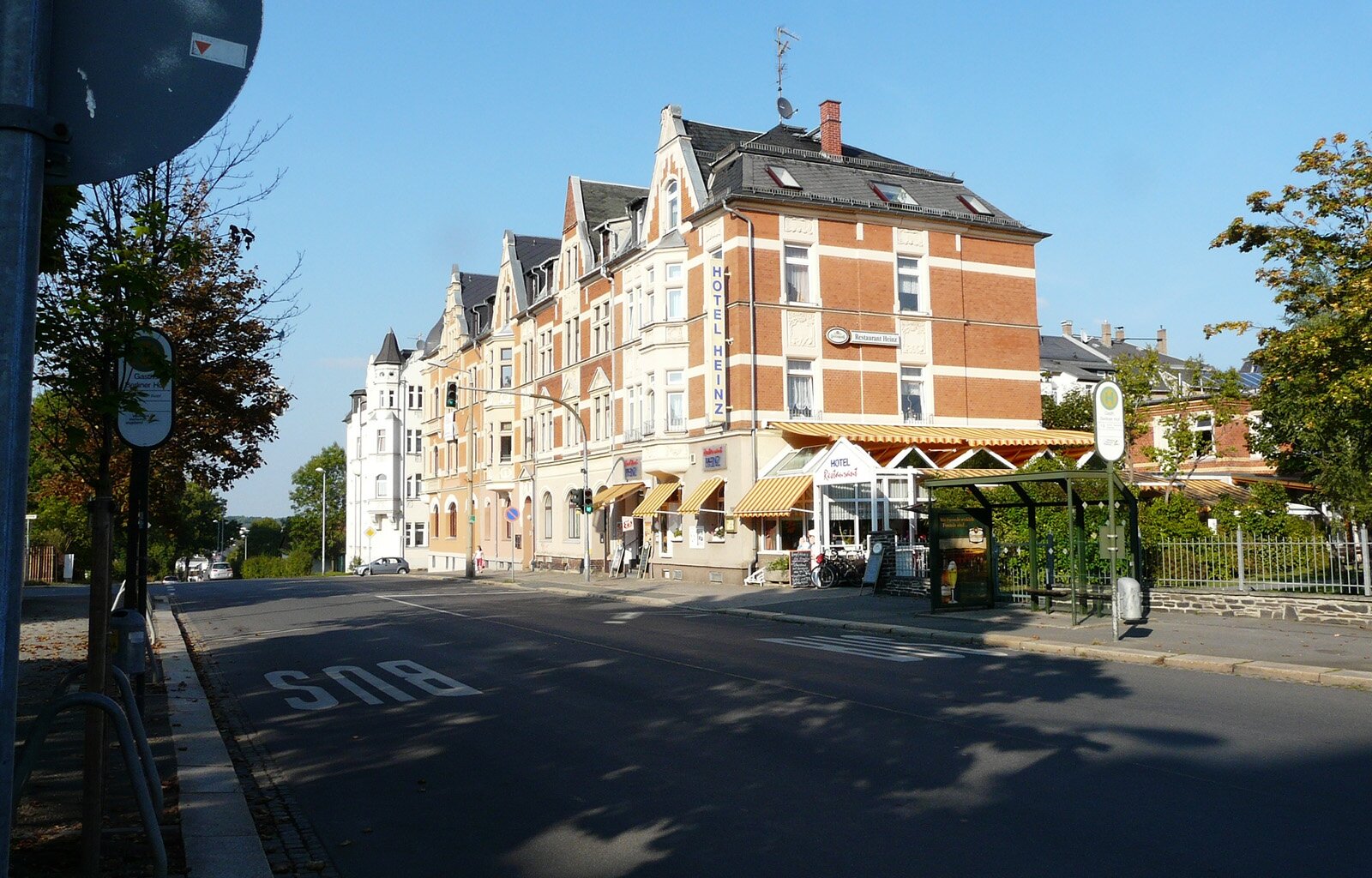 hier geht`s zur Hauptwebpräsenz vom 3 Sterne Hotel Heinz *** in Plauen